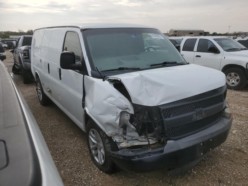 1GCSGAFXXD1175676 - 2013 CHEVROLET EXPRESS G1 WHITE photo 4