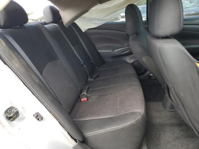 3N1CN7AP8KL851541 - 2019 NISSAN VERSA S SILVER photo 10