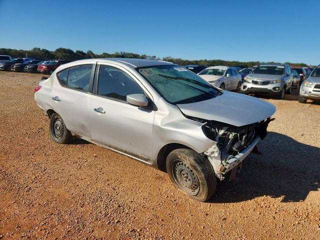 3N1CN7AP8KL851541 - 2019 NISSAN VERSA S SILVER photo 4