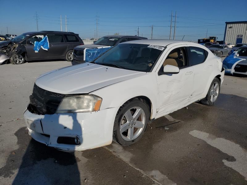 2013 DODGE AVENGER SXT, 