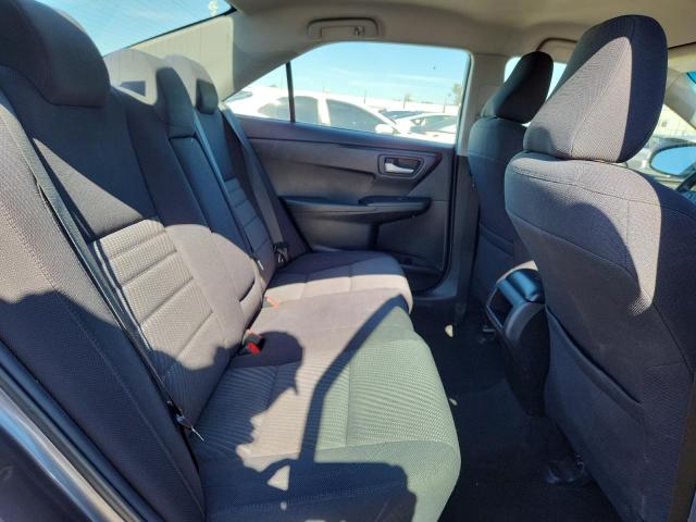 4T4BF1FK9FR470150 - 2015 TOYOTA CAMRY LE GRAY photo 10