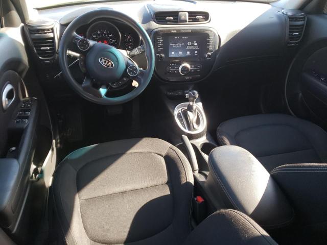KNDJP3A52K7911775 - 2019 KIA SOUL + GREEN photo 8