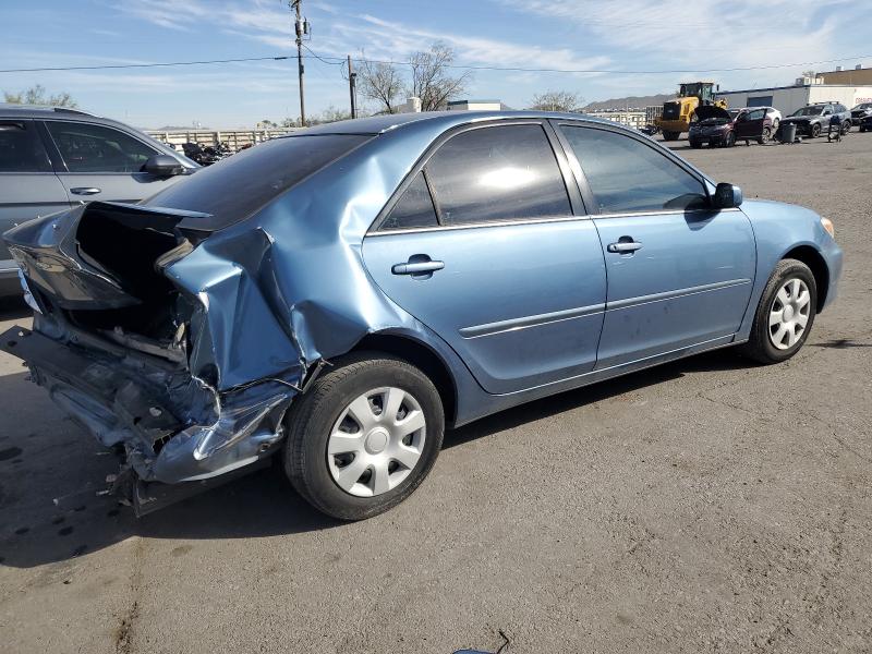 4T1BE32K83U643960 - 2003 TOYOTA CAMRY LE BLUE photo 3