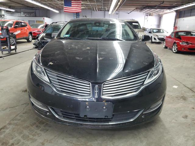3LN6L2JK1DR821140 - 2013 LINCOLN MKZ შავი ფოტო 5