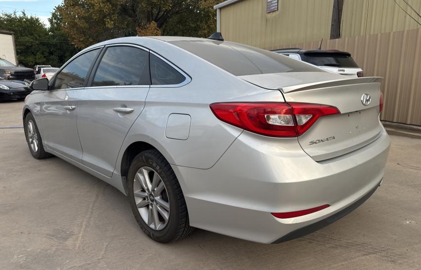 5NPE24AF9GH346779 - 2016 HYUNDAI SONATA SE SILVER photo 3