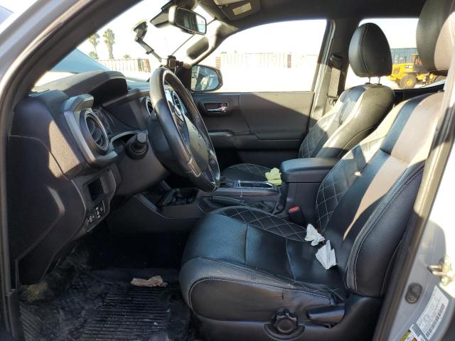 3TMDZ5BNXJM039822 - 2018 TOYOTA TACOMA DOUBLE CAB Gümüş foto 7