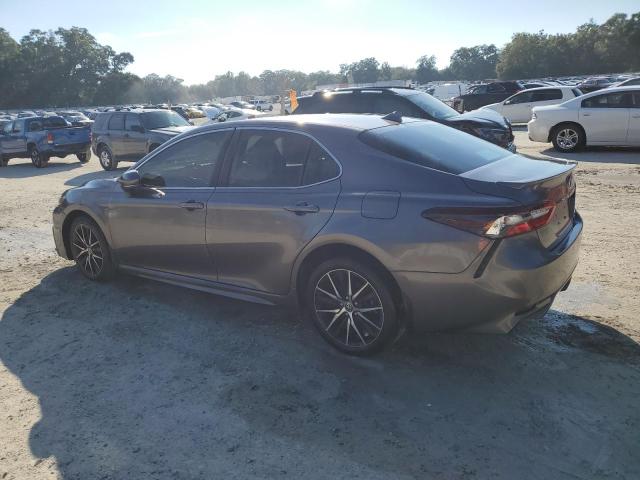 4T1G11BK3NU058423 - 2022 TOYOTA CAMRY SE 灰色 照片 2