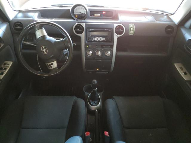 JTLKT334564083303 - 2006 TOYOTA SCION XB SILVER photo 8