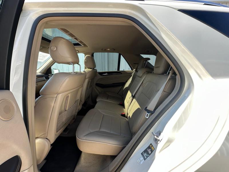 4JGDA5HB1DA198133 - 2013 MERCEDES-BENZ ML 350 4MATIC WHITE photo 6