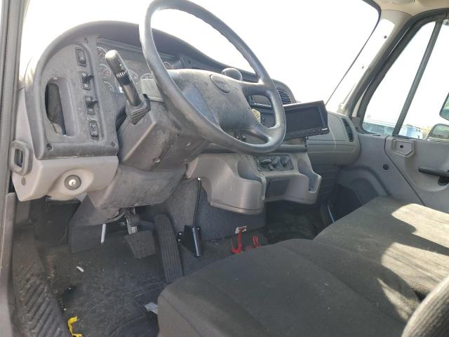 3ALACWFC6NDNG3102 - 2022 FREIGHTLINER M2 106 MEDIUM DUTY WHITE photo 8