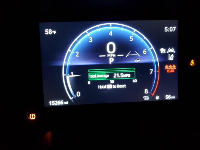 5YFP4MCE2SP220282 - 2025 TOYOTA COROLLA SE SILVER photo 9