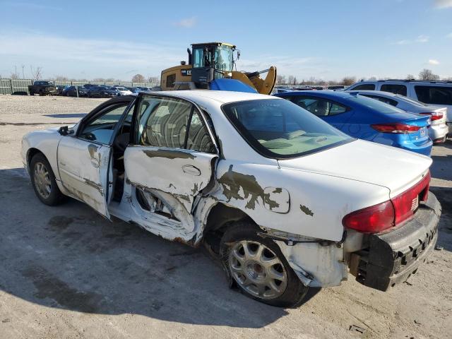 2G4WF5218W1553273 - 1998 BUICK REGAL GS WHITE photo 2