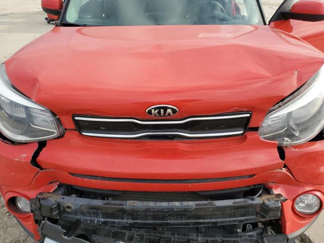 KNDJP3A58J7592431 - 2018 KIA SOUL + RED photo 11