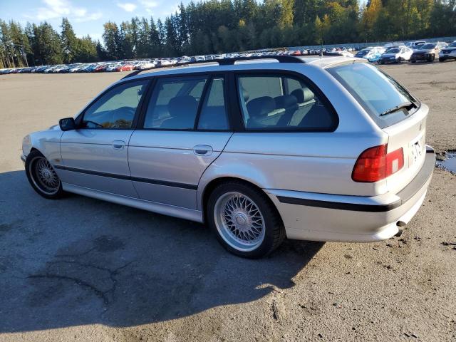 WBADP6332XBV60958 - 1999 BMW 528 IT AUTOMATIC Silber Foto 2