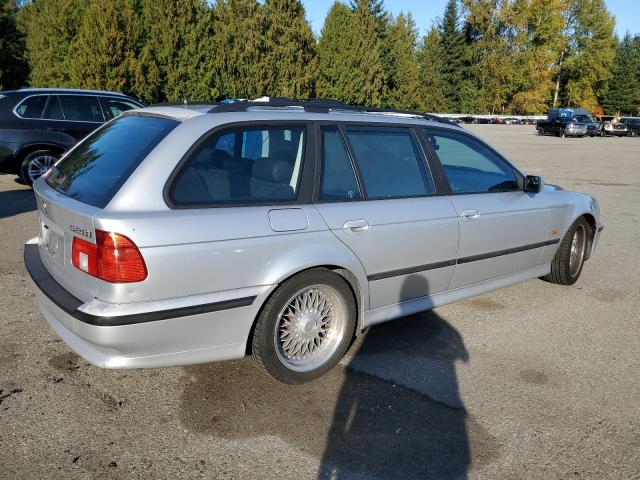 WBADP6332XBV60958 - 1999 BMW 528 IT AUTOMATIC Silber Foto 3