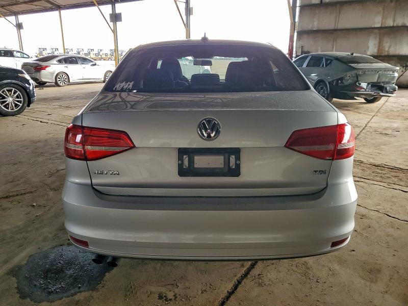 3VWLA7AJ3FM245937 - 2015 VOLKSWAGEN JETTA TDI 银色 照片 6