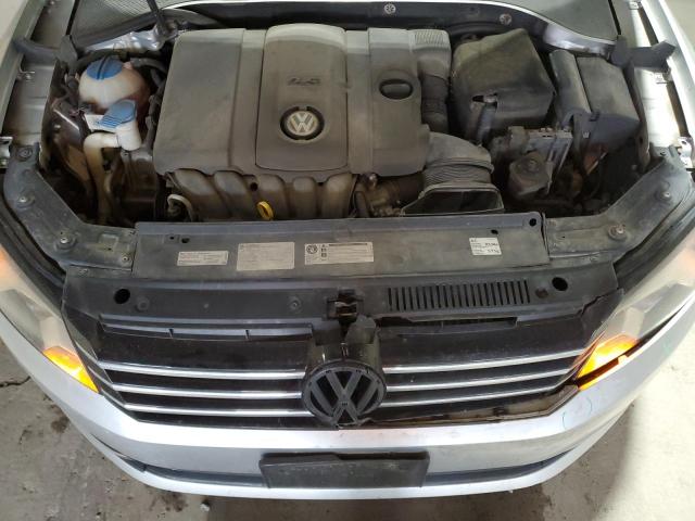 1VWAH7A34EC009592 - 2014 VOLKSWAGEN PASSAT S فضي صورة 11
