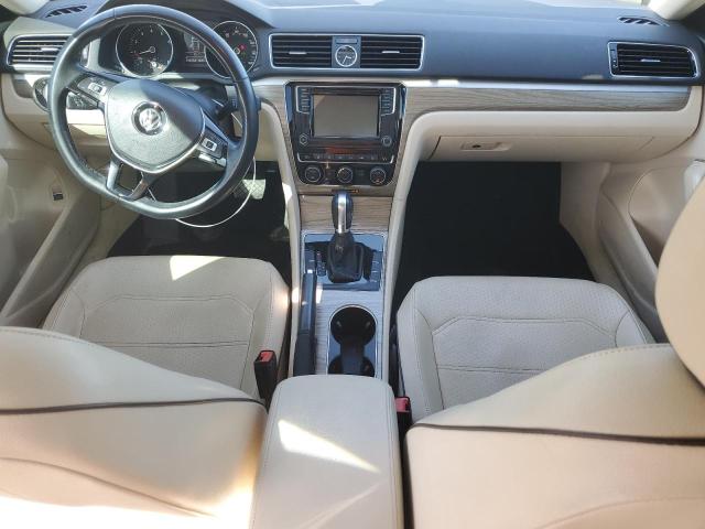 1VWBT7A38GC025901 - 2016 VOLKSWAGEN PASSAT SE 黑色 照片 8