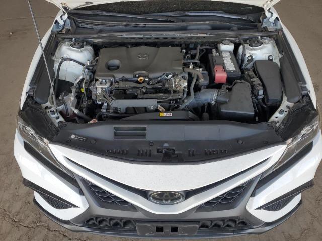 4T1G11AK3PU092494 - 2023 TOYOTA CAMRY SE NIGHT SHADE WHITE photo 11