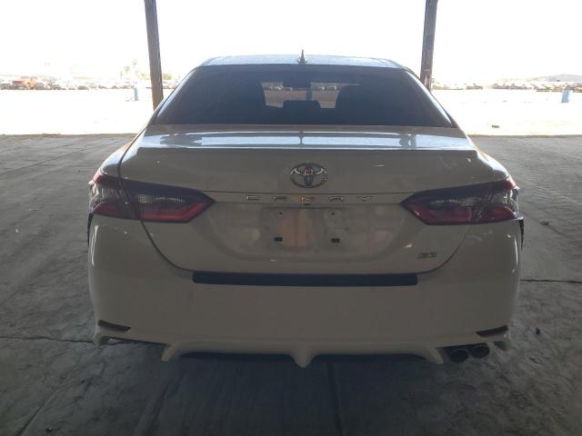 4T1G11AK3PU092494 - 2023 TOYOTA CAMRY SE NIGHT SHADE WHITE photo 6