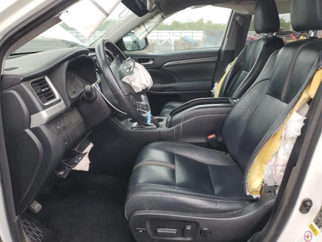 5TDJZRFH4JS830927 - 2018 TOYOTA HIGHLANDER SE Белый фото 7