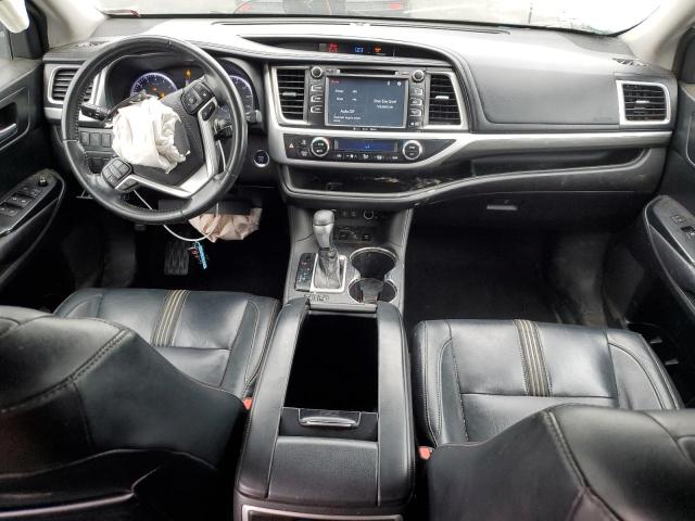 5TDJZRFH4JS830927 - 2018 TOYOTA HIGHLANDER SE Белый фото 8