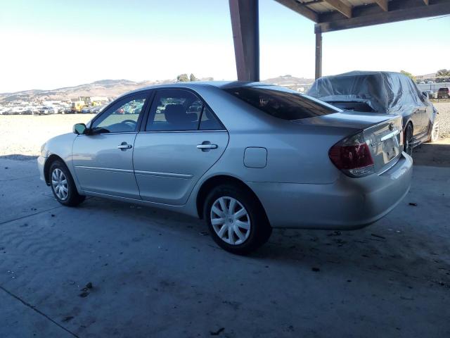 4T1BE30K16U155151 - 2006 TOYOTA CAMRY LE SILVER photo 2