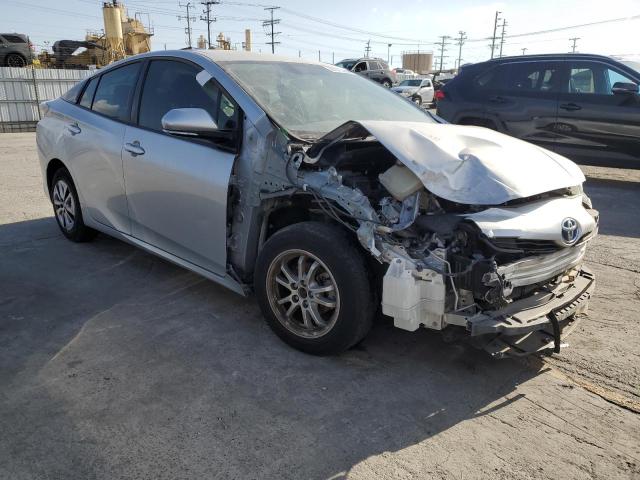 JTDKARFU5G3017678 - 2016 TOYOTA PRIUS 银色 照片 4