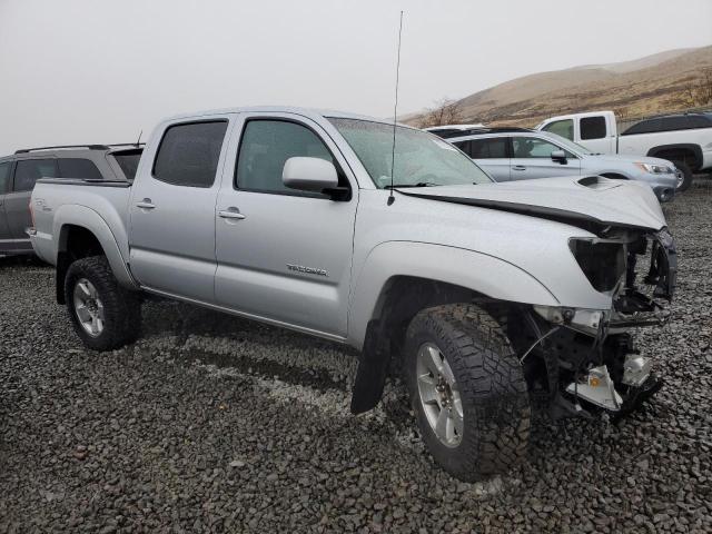5TEJU62N78Z493871 - 2008 TOYOTA TACOMA DOUBLE CAB PRERUNNER SILVER photo 4