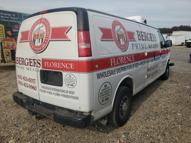 1GCZGHFG5J1221305 - 2018 CHEVROLET EXPRESS G3 WHITE photo 3