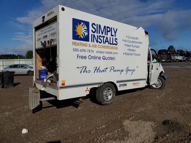 1GB0GRFG9K1219027 - 2019 CHEVROLET EXPRESS G3 白色 照片 3