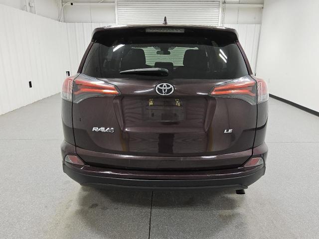 2T3ZFREV1JW472283 - 2018 TOYOTA RAV4 LE Violet photo 6