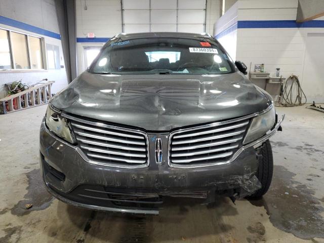 5LMCJ3D93HUL03680 - 2017 LINCOLN MKC RESERVE ნაცრისფერი ფოტო 5