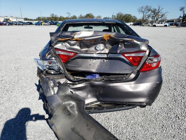 4T1BF1FK6HU753053 - 2017 TOYOTA CAMRY LE GRAY photo 6