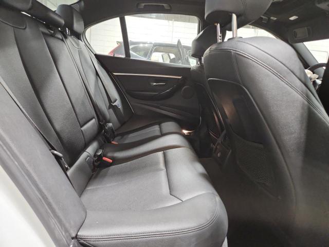 WBA8D9C53JEM34305 - 2018 BMW 330 XI WHITE photo 10