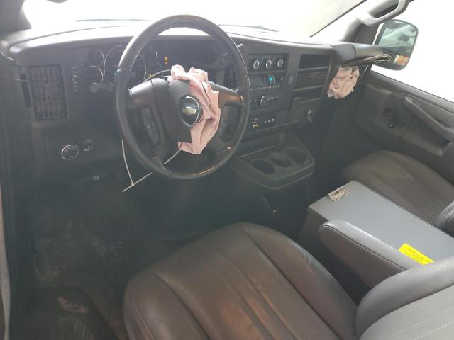 1GCWGAFP0N1180940 - 2022 CHEVROLET EXPRESS 白色 照片 8