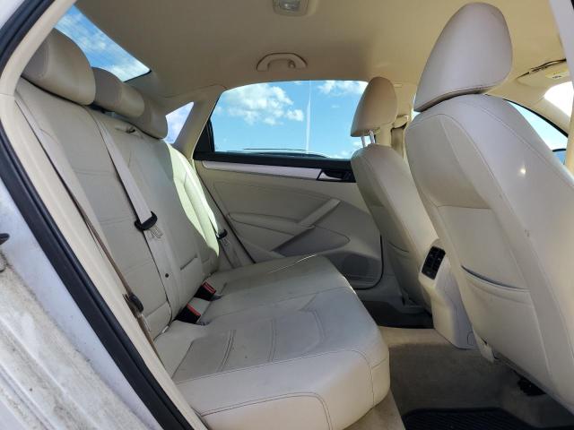 1VWBH7A38DC010568 - 2013 VOLKSWAGEN PASSAT SE 白色 照片 10