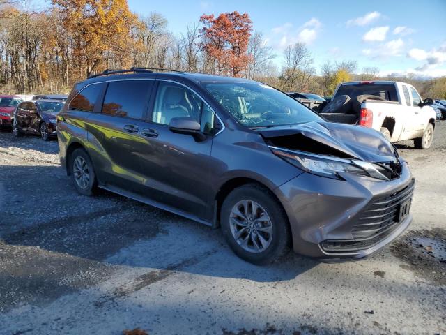 5TDKSKFC6NS069764 - 2022 TOYOTA SIENNA LE GRAY photo 4