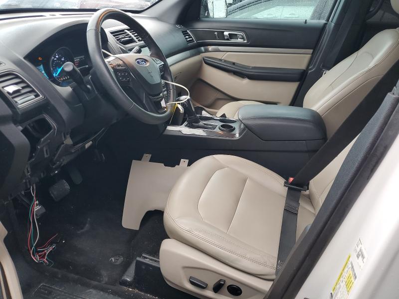 1FM5K7D80KGA59693 - 2019 FORD EXPLORER XLT Beyaz fotoğraf 7