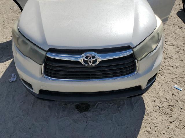 5TDKKRFH5FS063637 - 2015 TOYOTA HIGHLANDER XLE WHITE photo 12