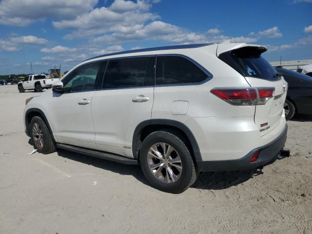 5TDKKRFH5FS063637 - 2015 TOYOTA HIGHLANDER XLE WHITE photo 2