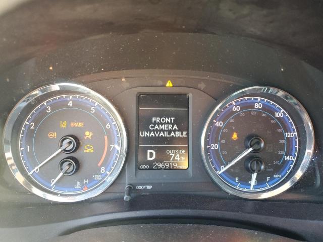 5YFBURHEXHP714107 - 2017 TOYOTA COROLLA L GRAY photo 9