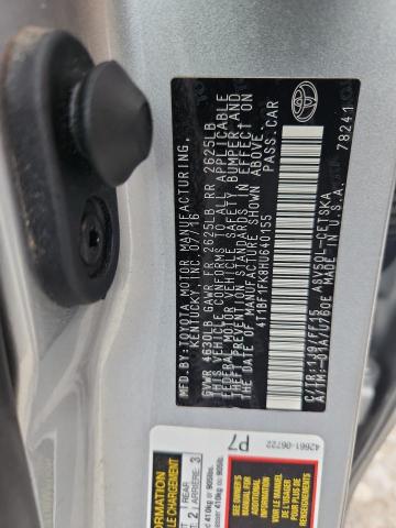 4T1BF1FK8HU640155 - 2017 TOYOTA CAMRY LE 银色 照片 12