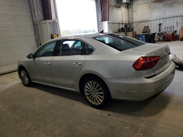 1VWBT7A30GC039761 - 2016 VOLKSWAGEN PASSAT SE SILVER photo 2
