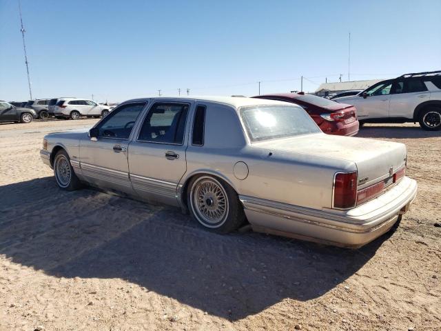 1LNLM81W7NY729474 - 1992 LINCOLN TOWN CAR EXECUTIVE Արծաթագույն լուսանկար 2
