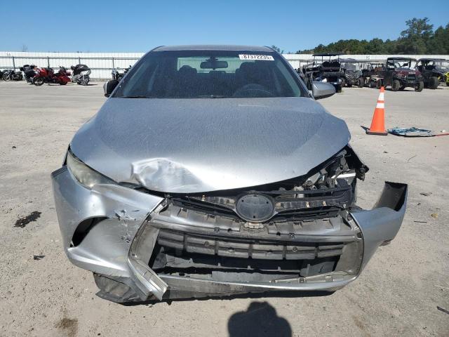4T1BF1FKXHU669009 - 2017 TOYOTA CAMRY LE SILVER photo 5