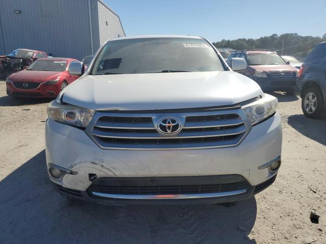 5TDZA3EH0CS024028 - 2012 TOYOTA HIGHLANDER BASE Սպիտակ լուսանկար 5