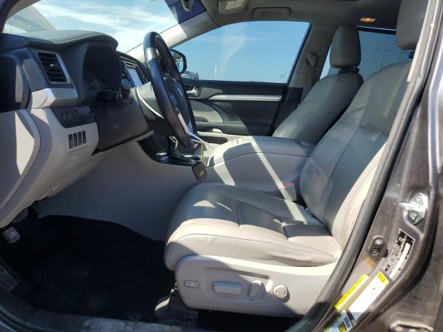 5TDKZRFH5JS261901 - 2018 TOYOTA HIGHLANDER SE GRAY photo 7