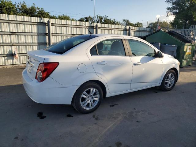 1G1JC5SH8D4205889 - 2013 CHEVROLET SONIC LT Beyaz fotoğraf 3