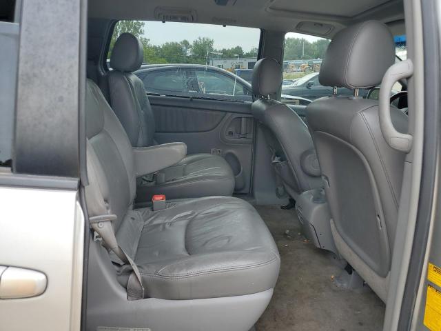 5TDBA22C96S072863 - 2006 TOYOTA SIENNA XLE 银色 照片 21